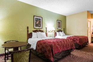 Royal Palms Inn Стокбридж Номер фото